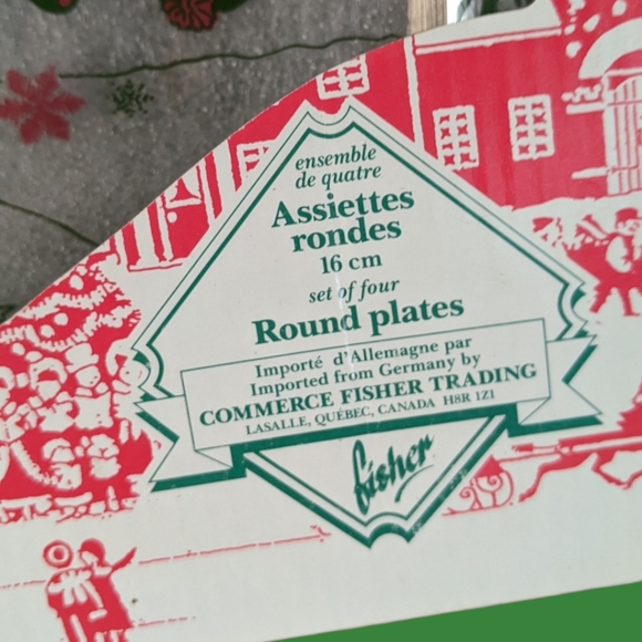 Vintage Fisher Christmas 16cm clear Glass plates. Set of 4 - Picture 8 of 9